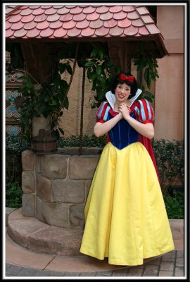 Snow White is SOOO happy to see me! :-)
