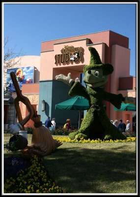Hollywood Studios 2011 (why do I keep taking this picture??! It's total photographic OCD. I can't help myself)