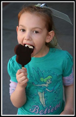Noelle loves Mickey ice creams!
