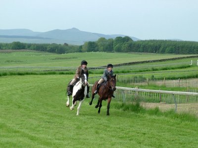Hawick Common Riding 2008 - Roond the Mair - June 5th