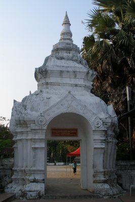 Entrance, Wat Xieng Thong