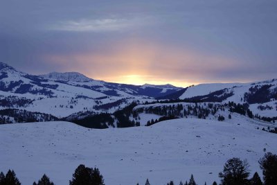 Sunrise-021609-Elk Creek, Lamar Valley, YNP-#0245.jpg