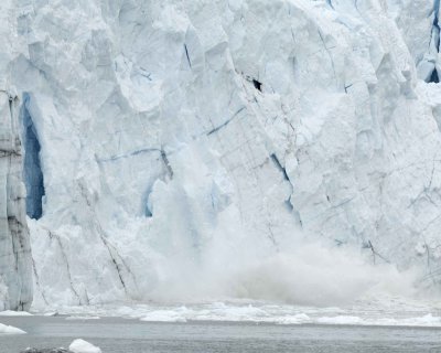 Margerie Glacier, calving-070710-Tarr Inlet, Glacier Bay NP, AK-#0791.jpg