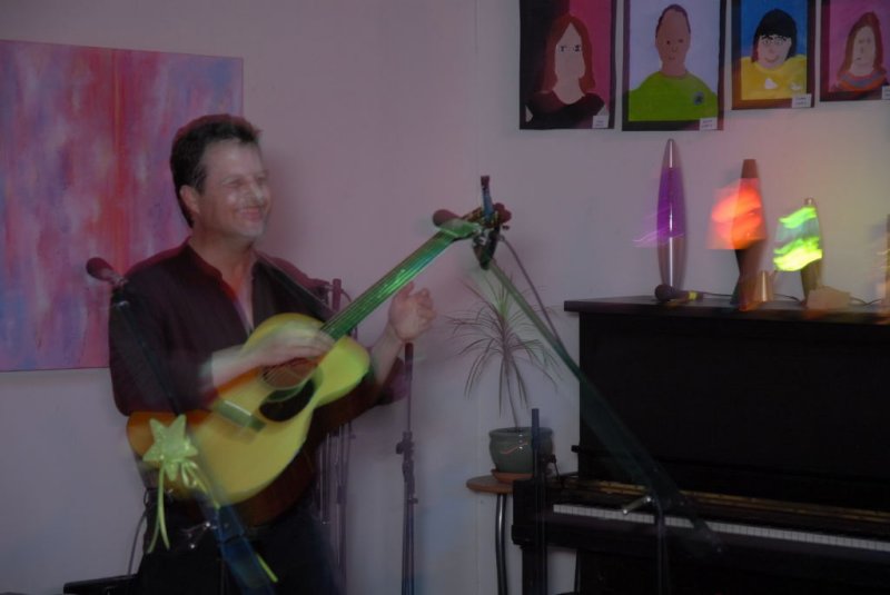 MichaelManring w MarkLemaire&Twilight 100627 52.JPG
