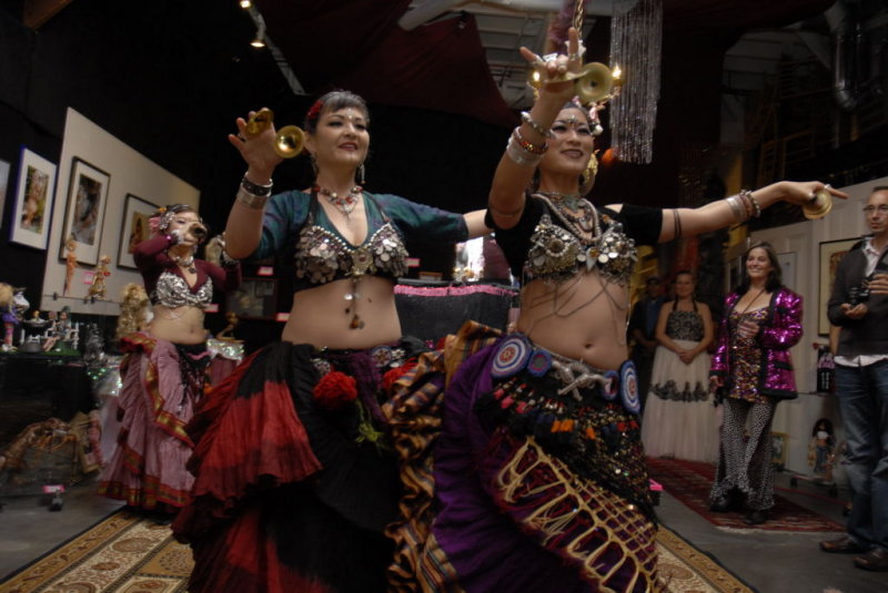 AB2010 100930 ArtistClosing 012.JPG