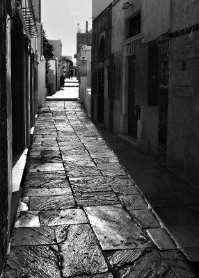 Stone pavement