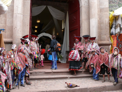 Today was Easter Sunday, the church is in the center of the market on Sundays