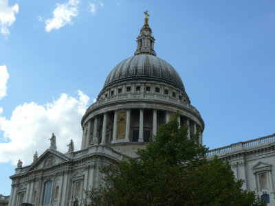 St Pauls Cathedral - it still dominates the city skyline