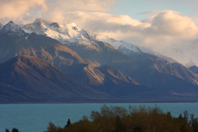 Along Lake Pukaki.JPG