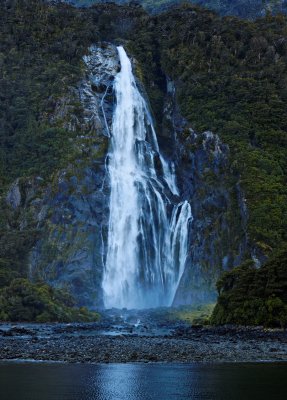 Along Milford Sound NZ.JPG