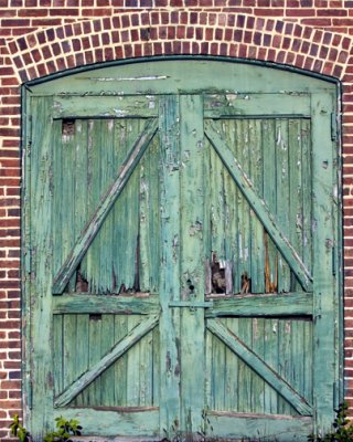 Green Doors2.jpg