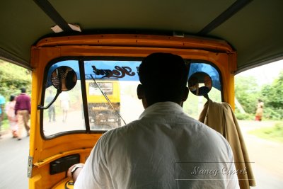 08-Auto Rickshaw ride to temple