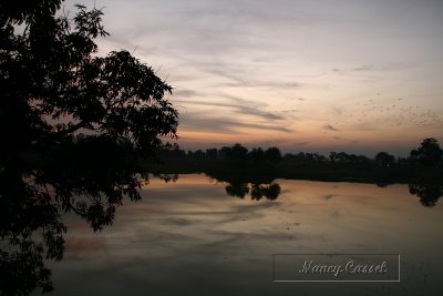 06-Sunset over lake