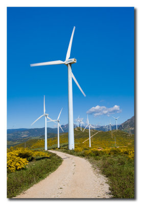 Turbinas de viento en Casares - Wind turbines near Casares