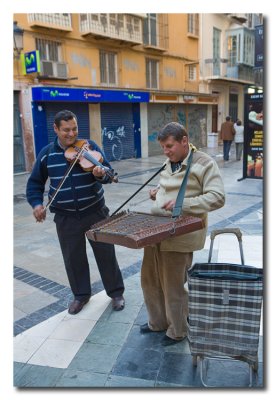 Musicos callejeros en Malaga - Street musicians