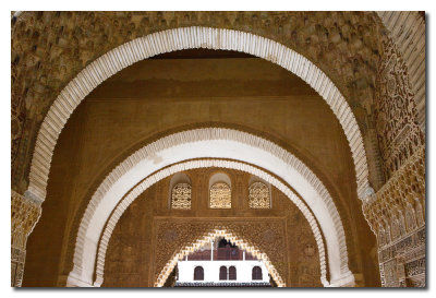 Arcos en el Patio de los Leones - Arches in the Courtyard of the lions