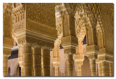 Capiteles en el Patio de los Leones - Capitals in the Courtyard of the lions