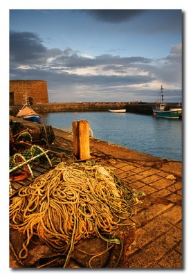 AJ6S1639 Atardecer en el puerto de Beadnell.jpg
