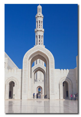 Lateral de la Gran Mezquita del Sultan Qaboos - Lateral view of Sultan Qaboos mosque