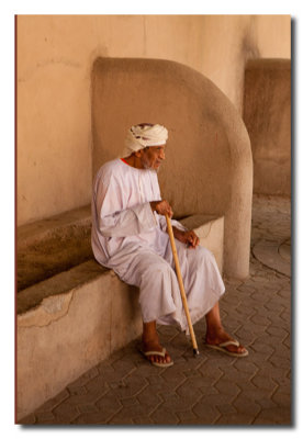  Anciano en el castillo de Nizwa - Elder in the castle of Nizwa