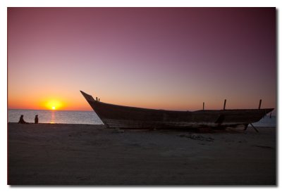 Puesta de sol en la playa de Masirah - Sunset on the beach of Masirah