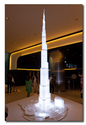 Maqueta del Burj Khalifa de Dubai - Scale model of the Burj Khalifa in Dubai