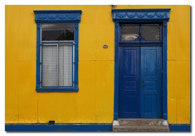Puerta y ventana de color - Color door and window