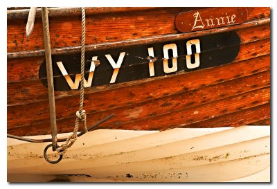 Barca de pesca de madera - Wood fishing boat