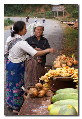 Mercado en la carretera - Road market