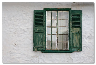 Ventana en masia Menorquina  -  Window in Menorcan farmhouse