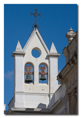 Campanario blanco - White belfry