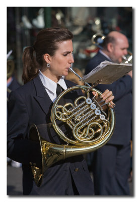 Musico en una procesion  -  Misician in an Easter procession