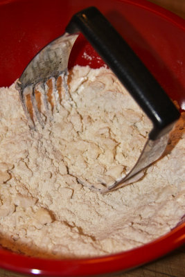 Use a pastry blender to cut-in the shortening