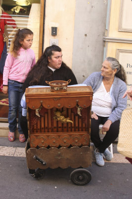Organ Grinder, looking for euros...
