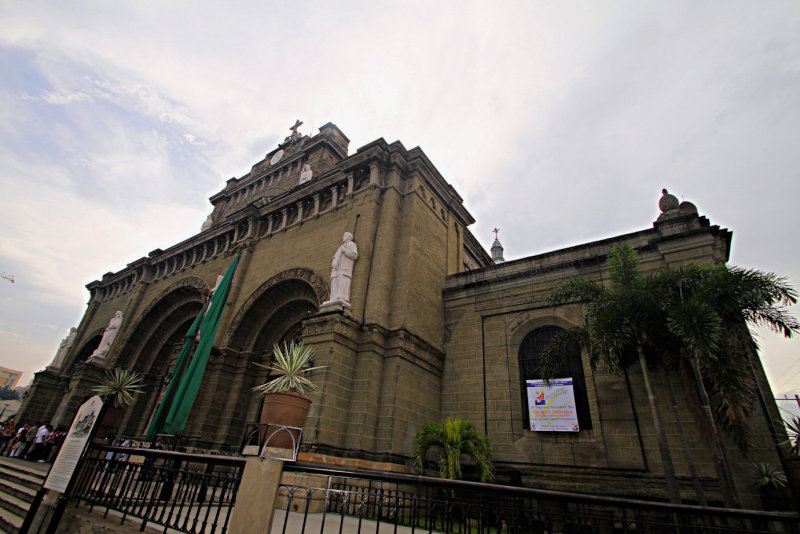Manila Cathedral.jpg