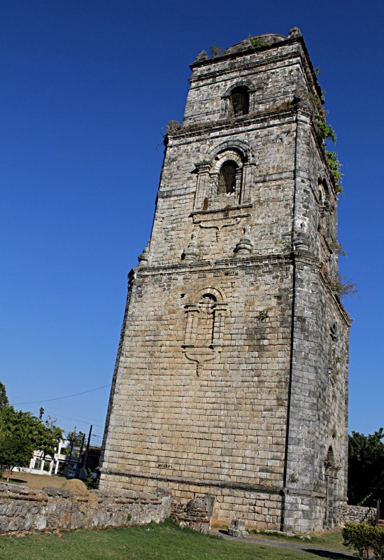 Paoay Church 4.jpg