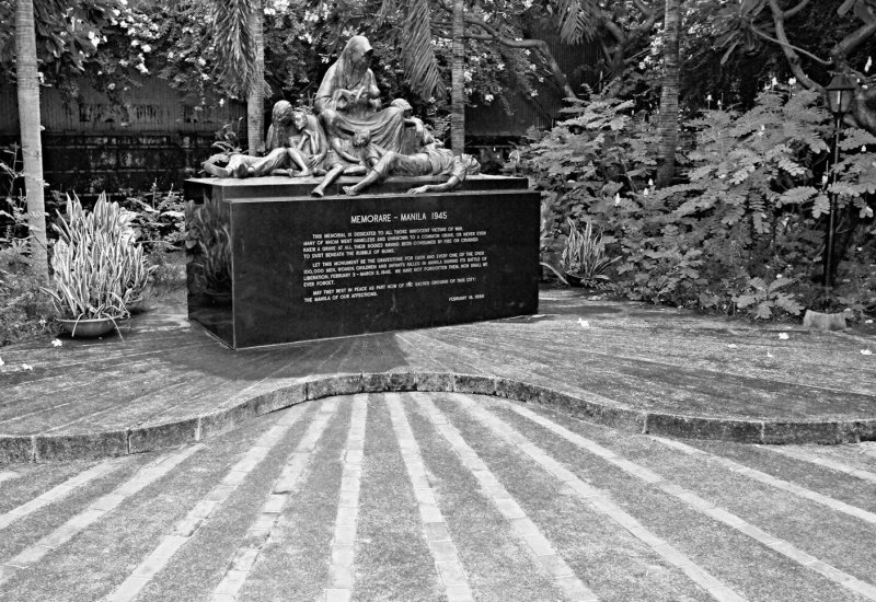 War Memorial Manila.jpg
