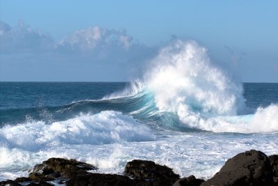 When Big Swells Meet