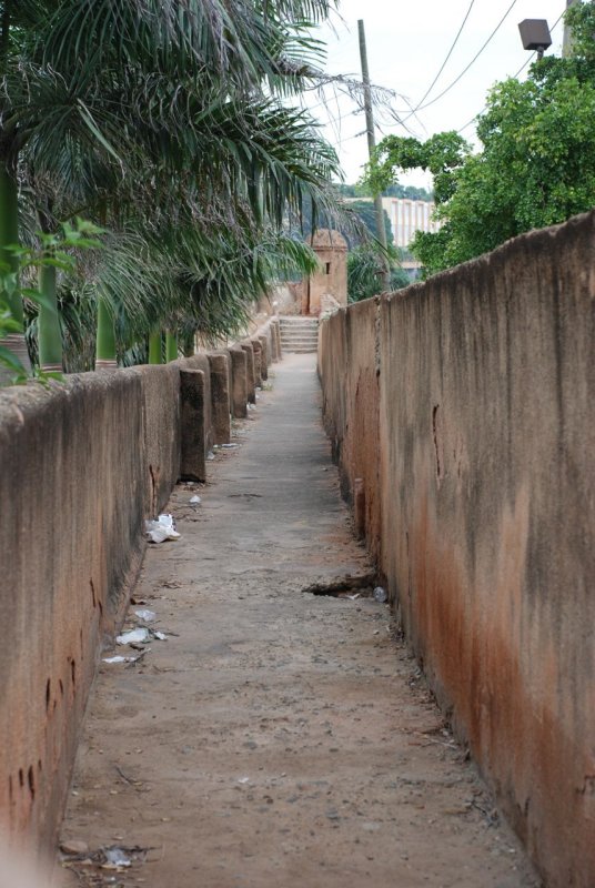 Calle de las Damas Side Street