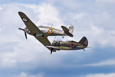 Flyday80908129.jpg