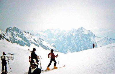 Skiing on the Zugspitze 1979