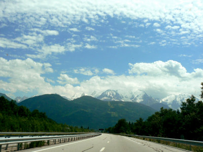 P1070076b.jpg