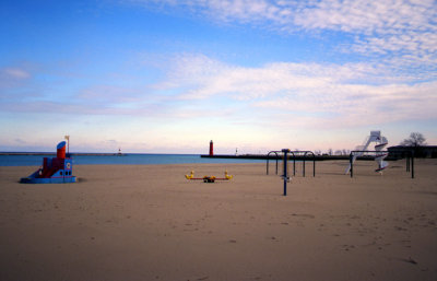Kenosha Pierhead 2.jpg