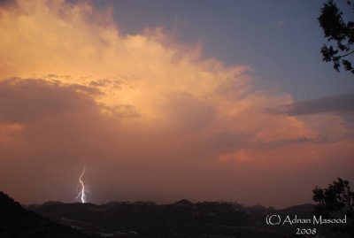 10 - Lightining from Jabal Daka - Shafa Valley - May 08.jpg