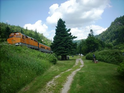 017-Agawa Canyon Train Ride.jpg