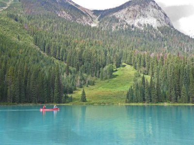 Emerald Lake.jpg