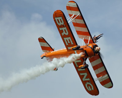 Wing walker.jpg
