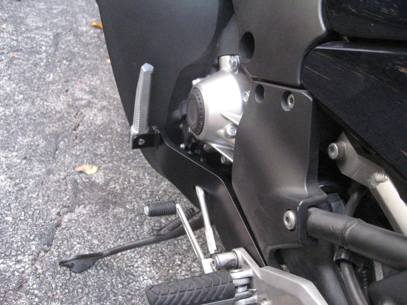 2010 Highway Pegs, in black powdercoa
