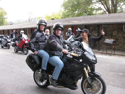 Leaving on the Saturday Morning Ride
