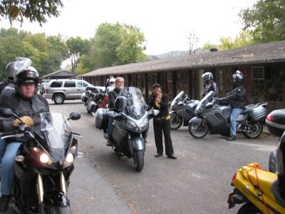 Leaving on the Saturday Morning Ride